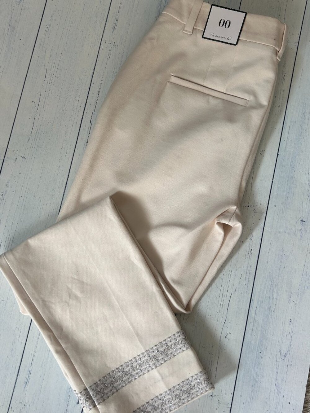 nwt white house black market embroidered straight crop pants 00